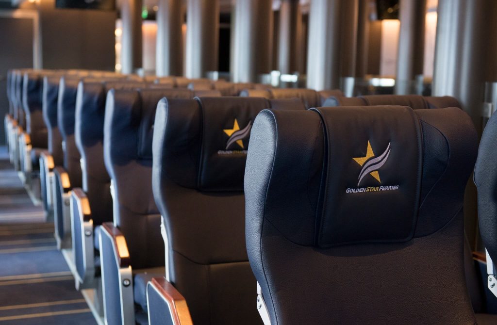 εσωτερικό πλοίου Golden Star Ferries
